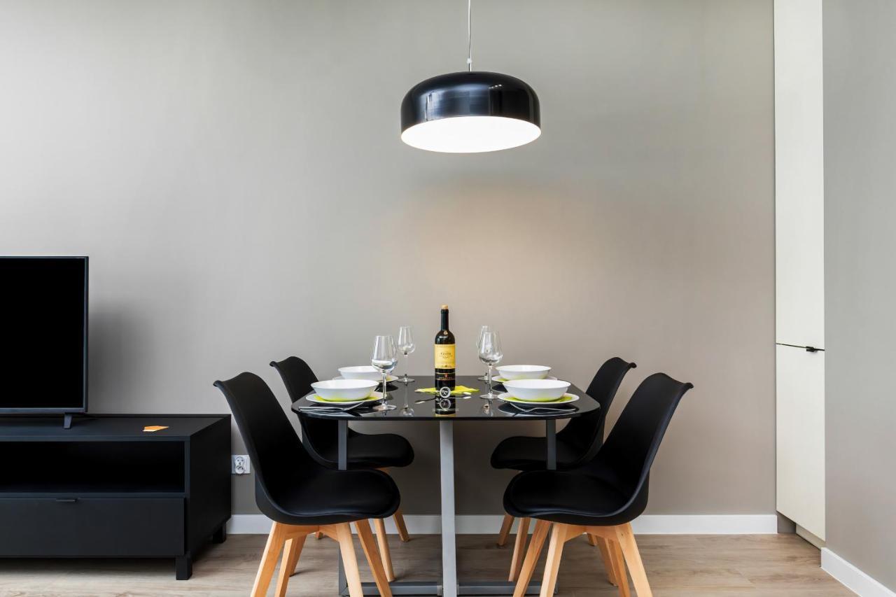 Modern Center By Renters