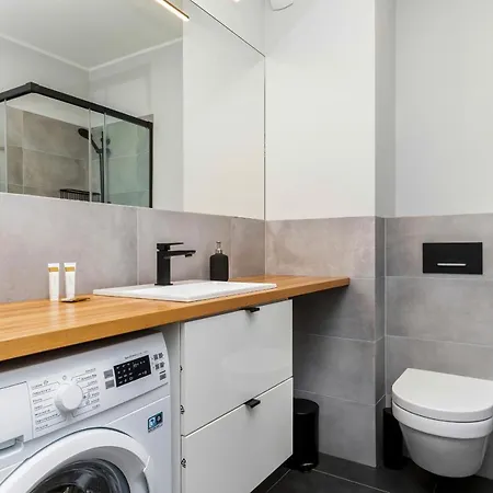 Modern City Center Apartments By Noclegi Renters Poznań Esterno foto
