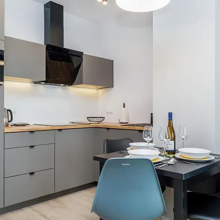 Modern City Center Apartments By Noclegi Renters Poznań Esterno foto