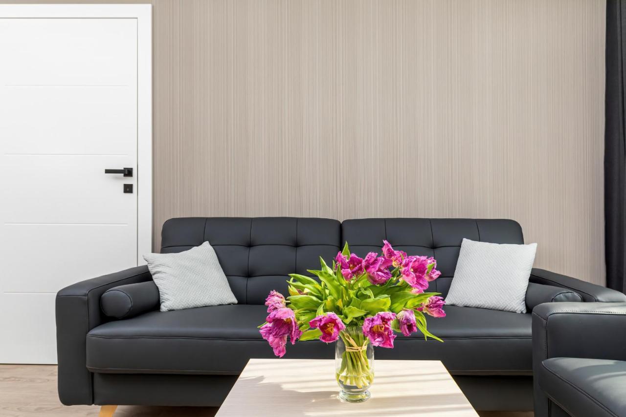 Modern Center By Renters *
