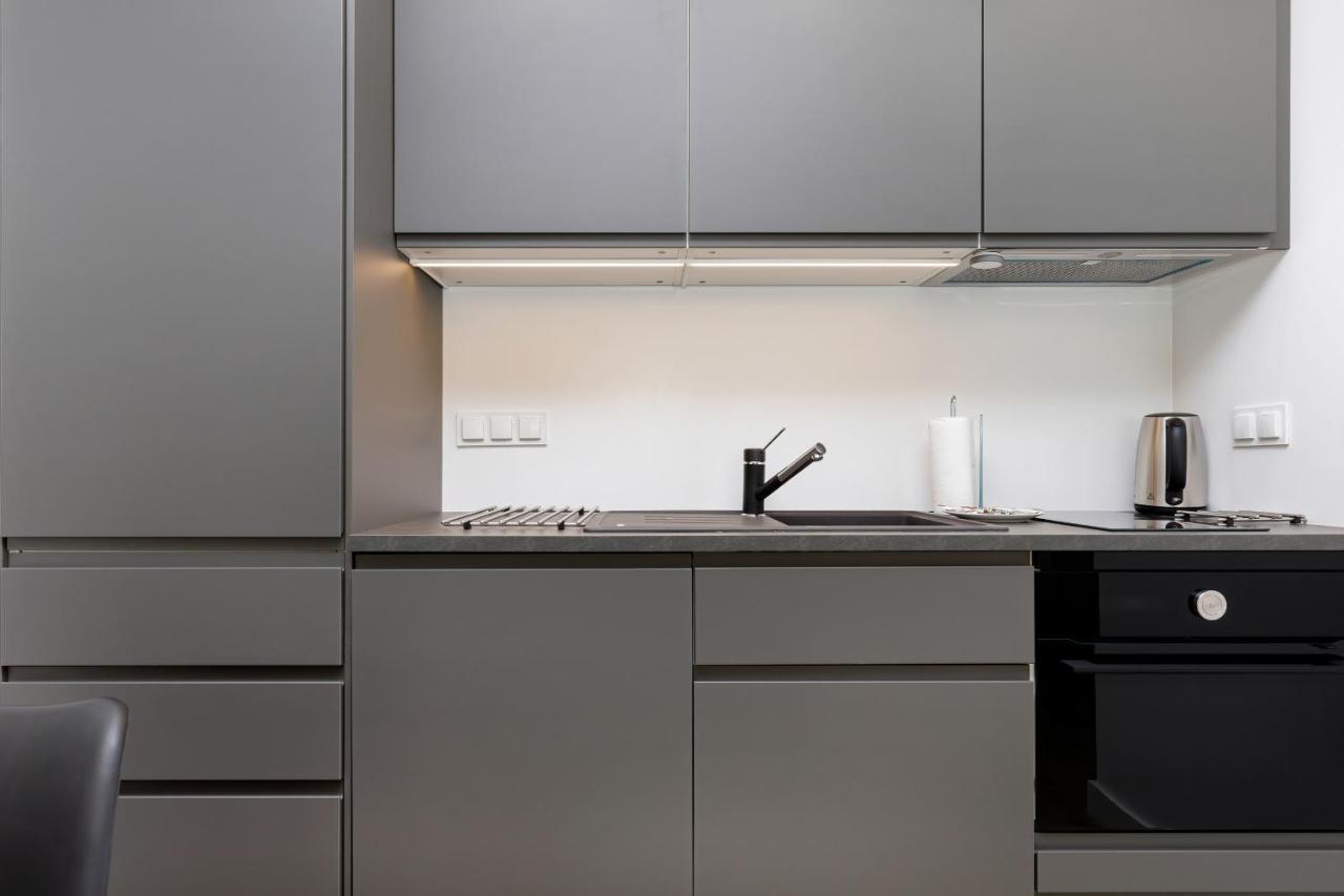 Modern Center By Renters Apartmán